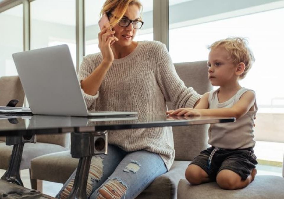 workers_actively_loo